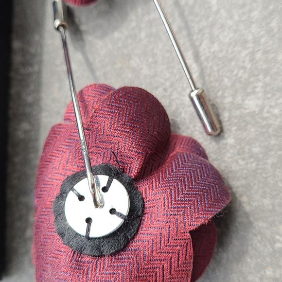 The Tie Bar Lapel Pins - Picture 4 of 7